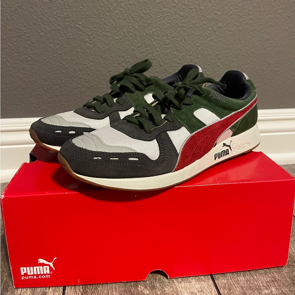 Puma White/Kombu Green/Ch.Pepper Shoes with Puma Socks